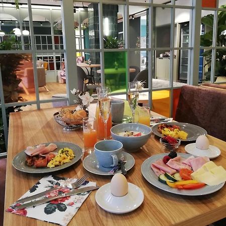 Stadtoase Kolping Hotel Линц Екстериор снимка