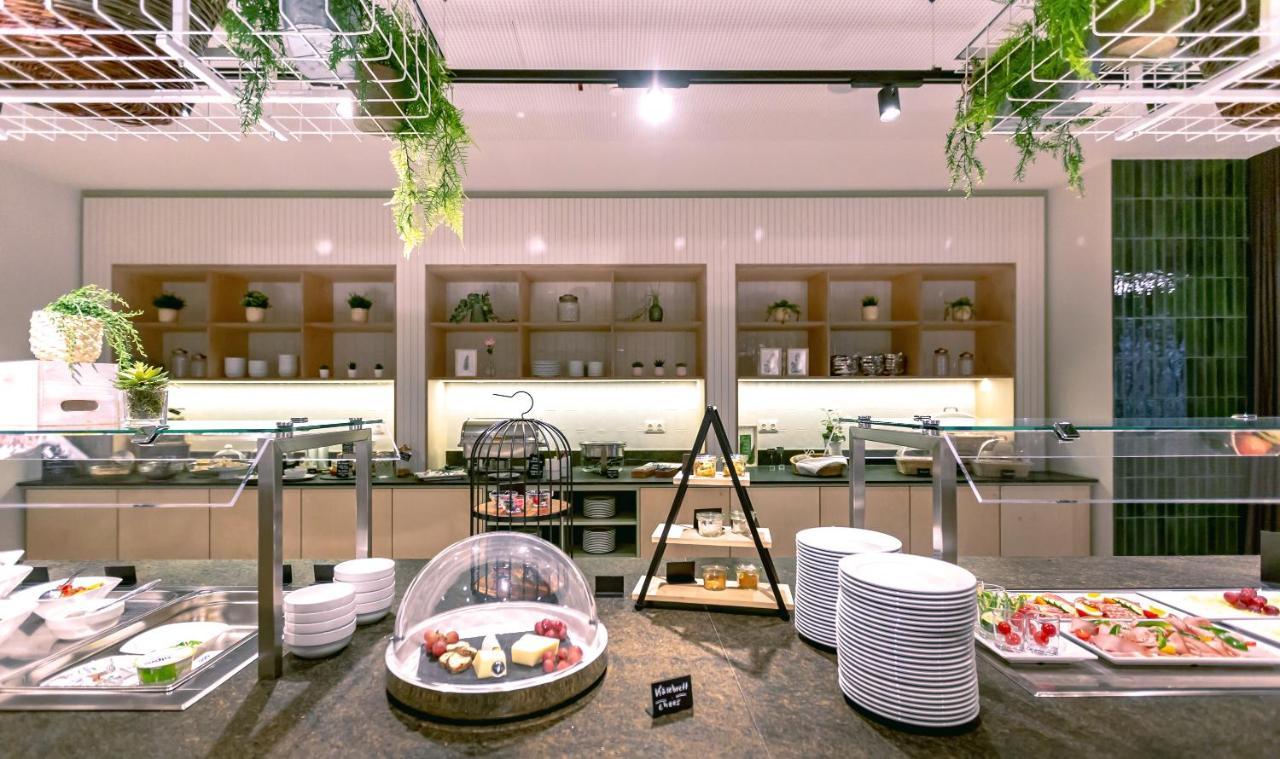 Stadtoase Kolping Hotel Линц Екстериор снимка